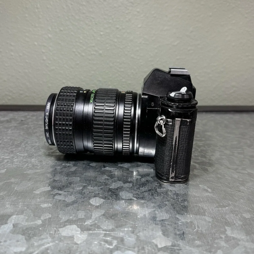 Asahi Pentax MV 1 35mm SLR Film‎ Camera SMC Pentax-M Zoom 1:2.8 ~ 4 40 ~ 80 mm